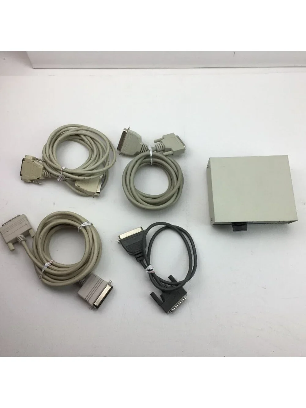 PC Concepts A/B Switch Box With Parallel Port Cables Bundle